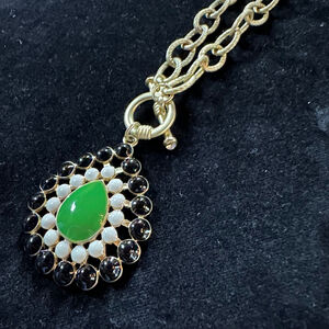 Women's FORNASH Silver Green Black White Teardrop Pendant Necklace One Size